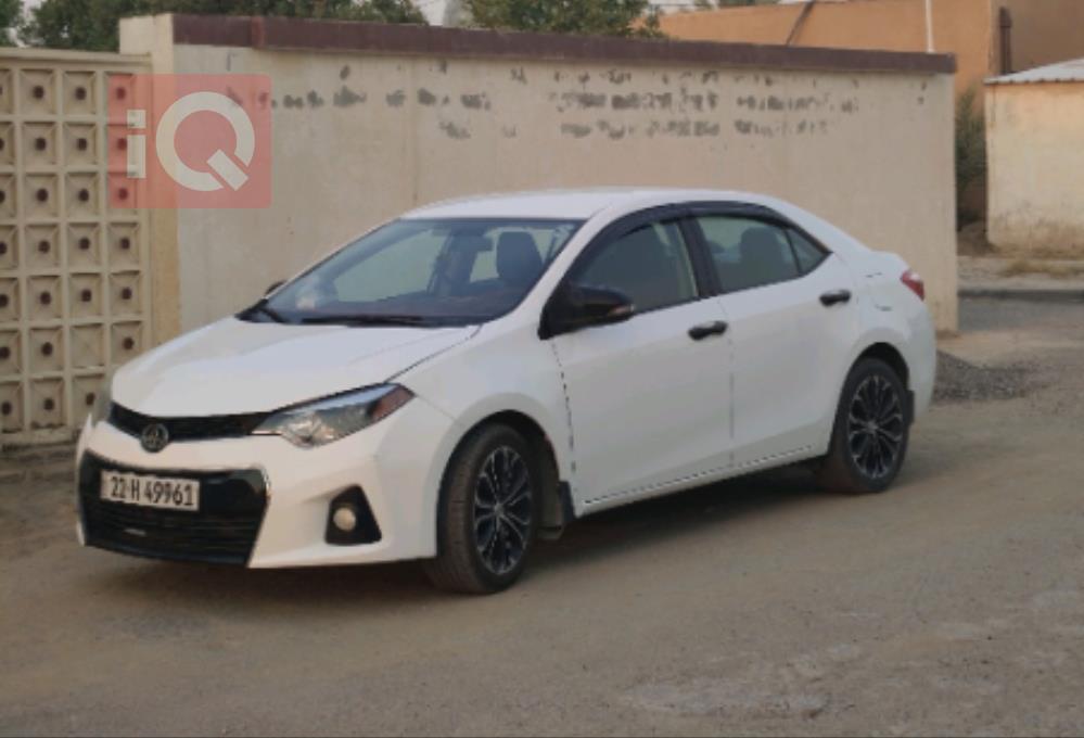 تويوتا كورولا